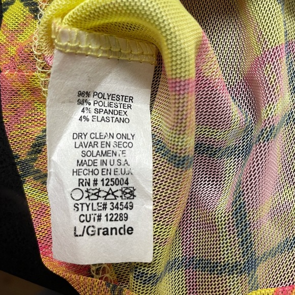 Plaid Crop Tank - Picture 6 of 8